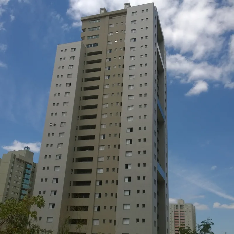 Fachada com grafiato Granitek Raspatto aplicado
